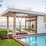 Lefkon With Pool By The Sea - Npeloponnese