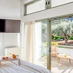 Lefkon With Pool By The Sea - Npeloponnese Kato Rodini