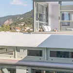 Lefkon With Pool By The Sea - Npeloponnese וילה