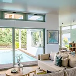 Lefkon With Pool By The Sea - Npeloponnese *