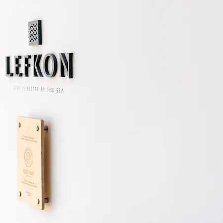 Lefkon With Pool By The Sea - Npeloponnese וילה