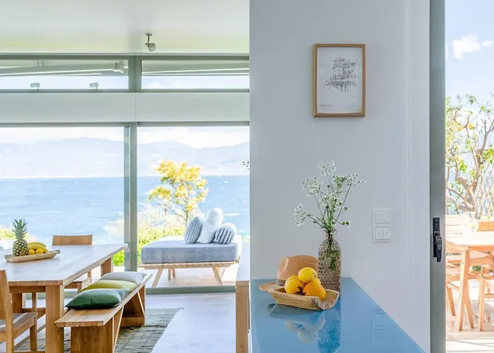 Lefkon With Pool By The Sea - Npeloponnese Villa Kato Rodini