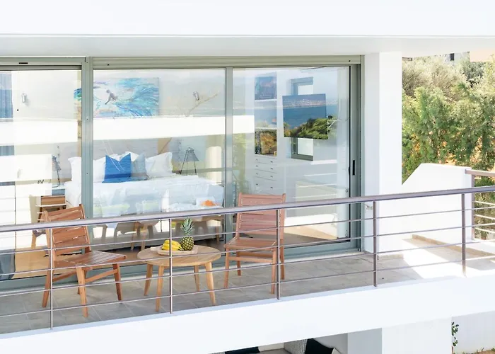 Вилла Lefkon With Pool By The Sea - Npeloponnese Kato Rodini